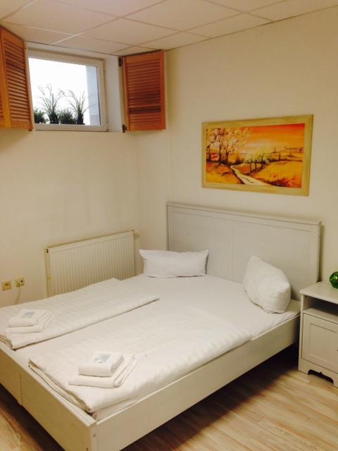 Airport Hostel 哈尔伯格摩斯 外观 照片