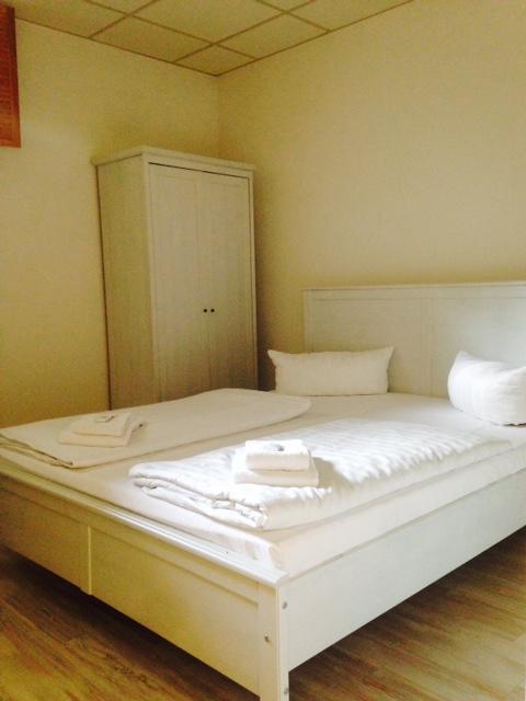 Airport Hostel 哈尔伯格摩斯 外观 照片